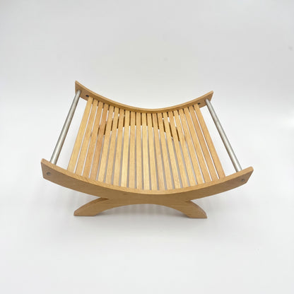 The Arc Cradle