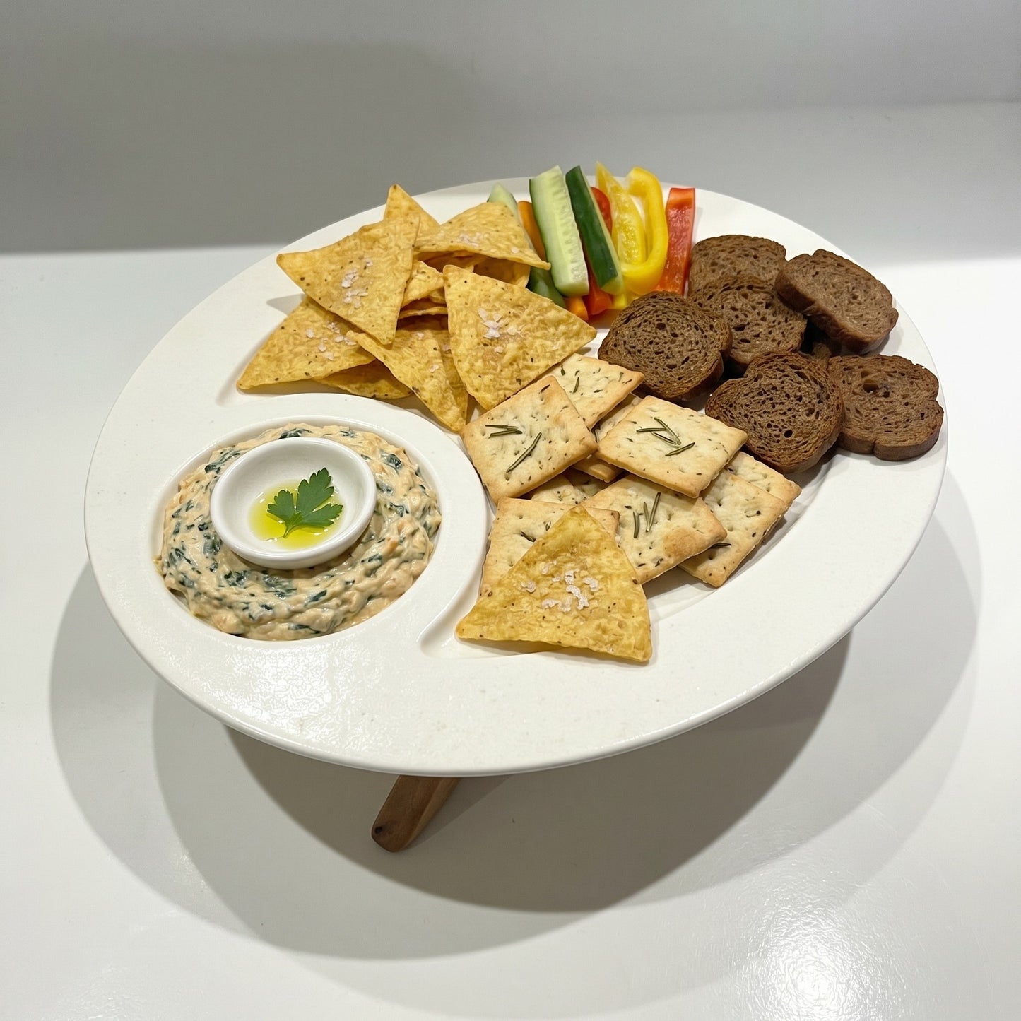 The Orbit Oval Platter
